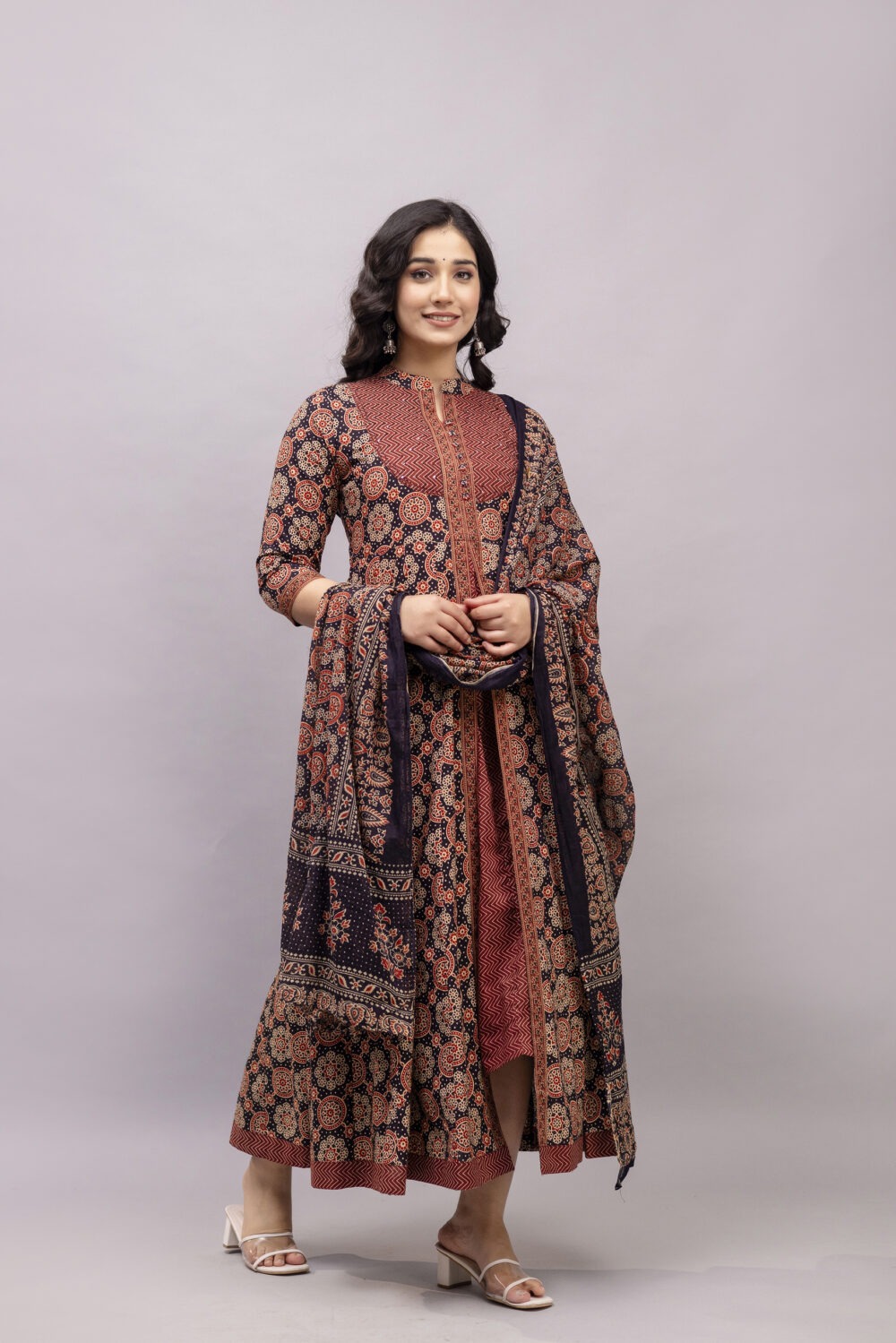 Shop Primary Image Shop Primary Image