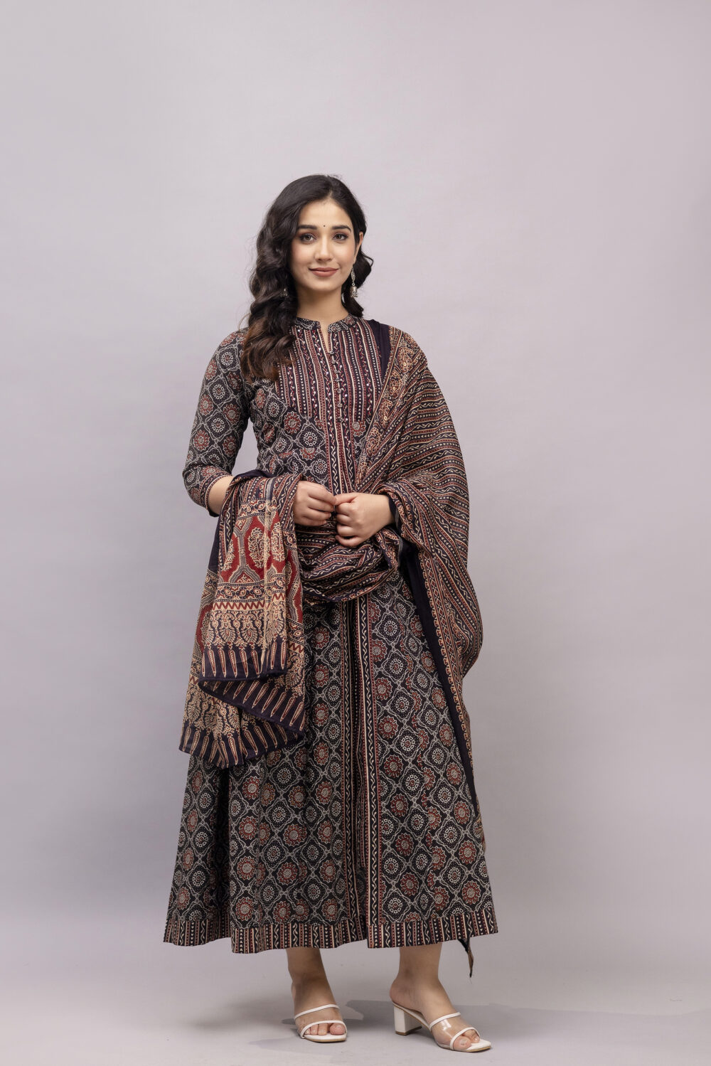 Shop Primary Image Shop Primary Image