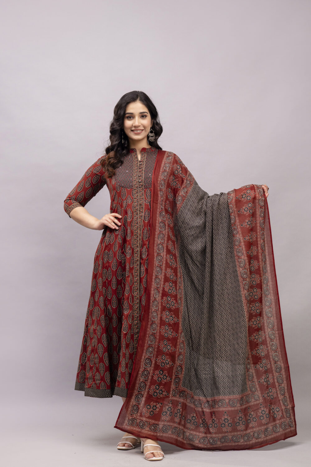 Shop Primary Image Shop Primary Image